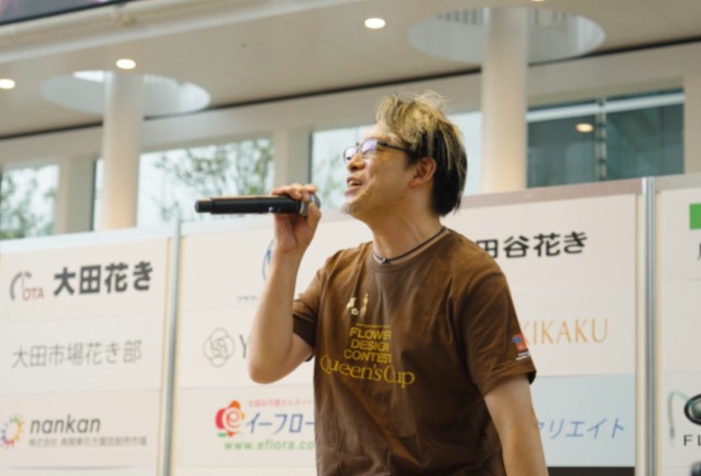 講習会でお話ししている様子